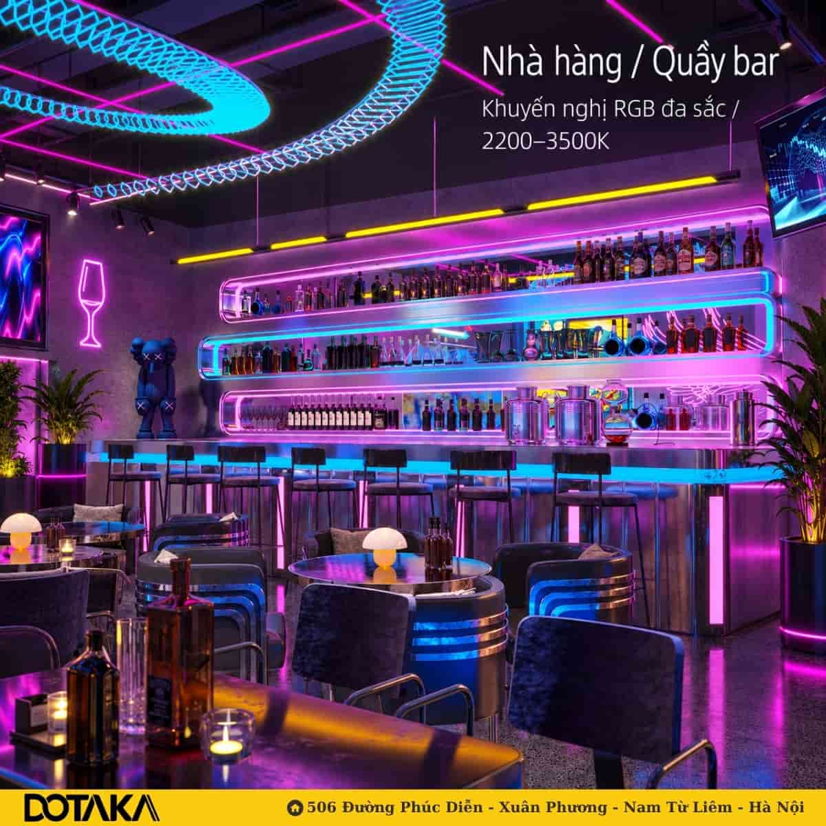 Quầy bar nhà hàng kết hợp ánh sáng RGB đa sắc với ánh sáng vàng ấm 2200K–3500K cho khu bàn khách